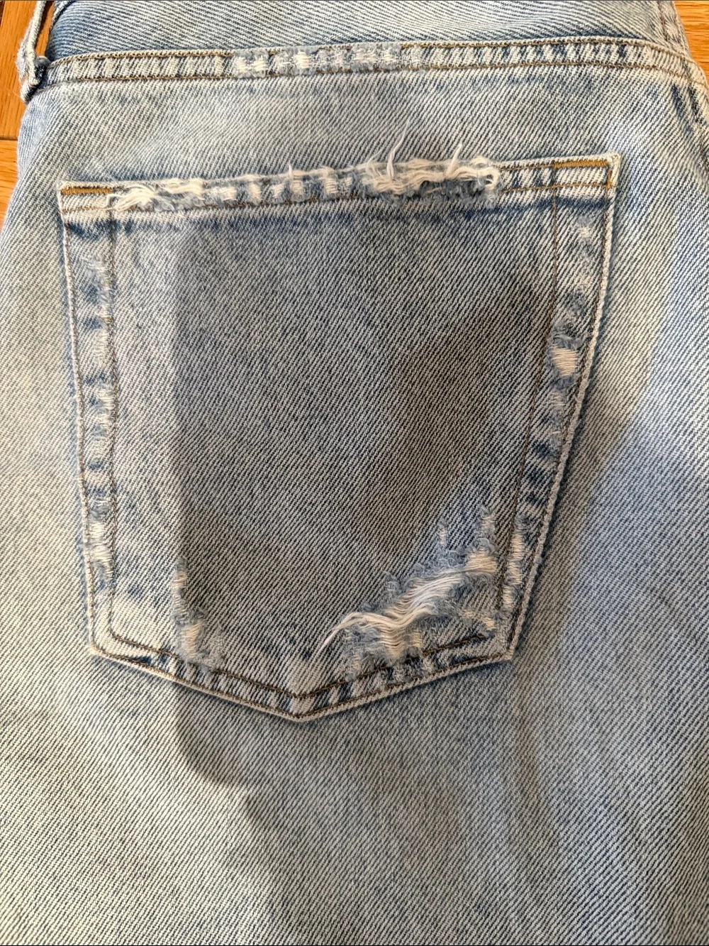 AGOLDE Parker Long Vintage Cutoff Denim Shorts in Swapmeet